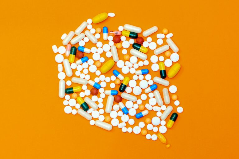 Supplement Manufacturers Europe: How to Choose the Right Partner for Your Brand